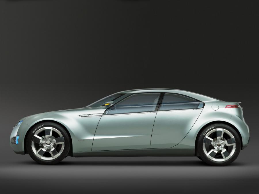  Chevrolet Volt Concept 2007 года  (фото 13 из 91)